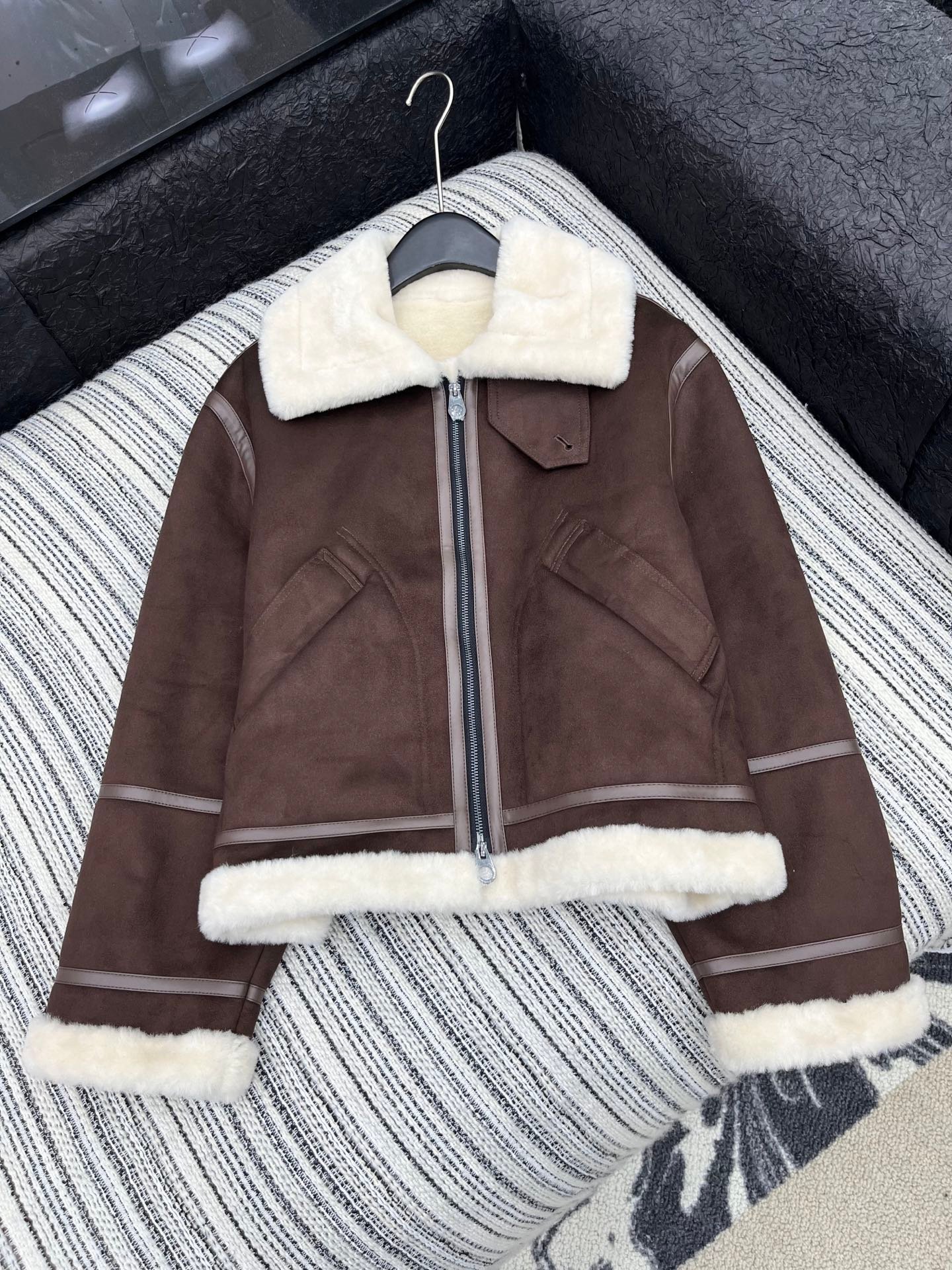 LP Fur-Integrated Motorcycle Suit D103003