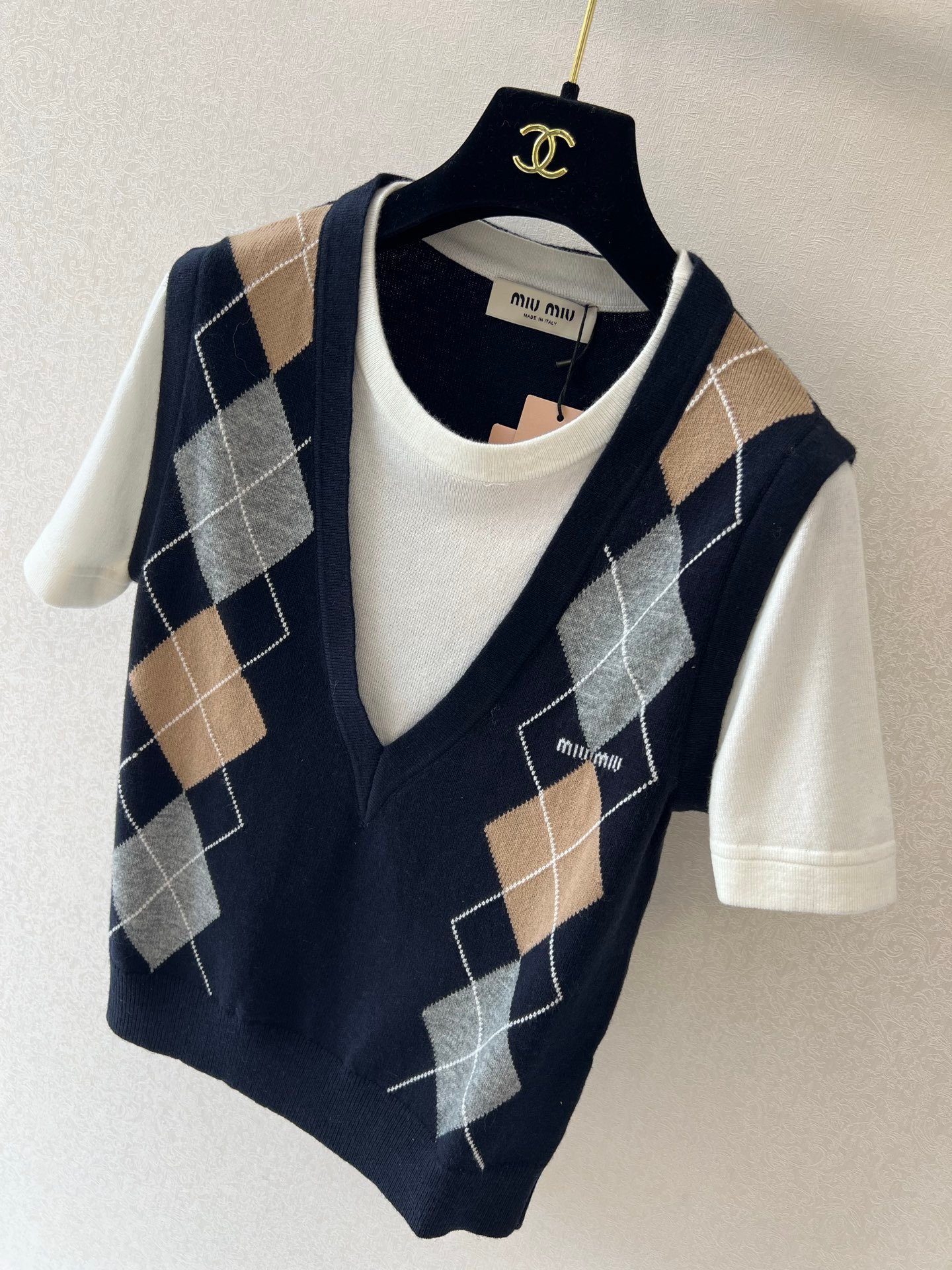 MIU MIU | Cashmere Argyle Short Sleeve Sweater d100604 - Image 3