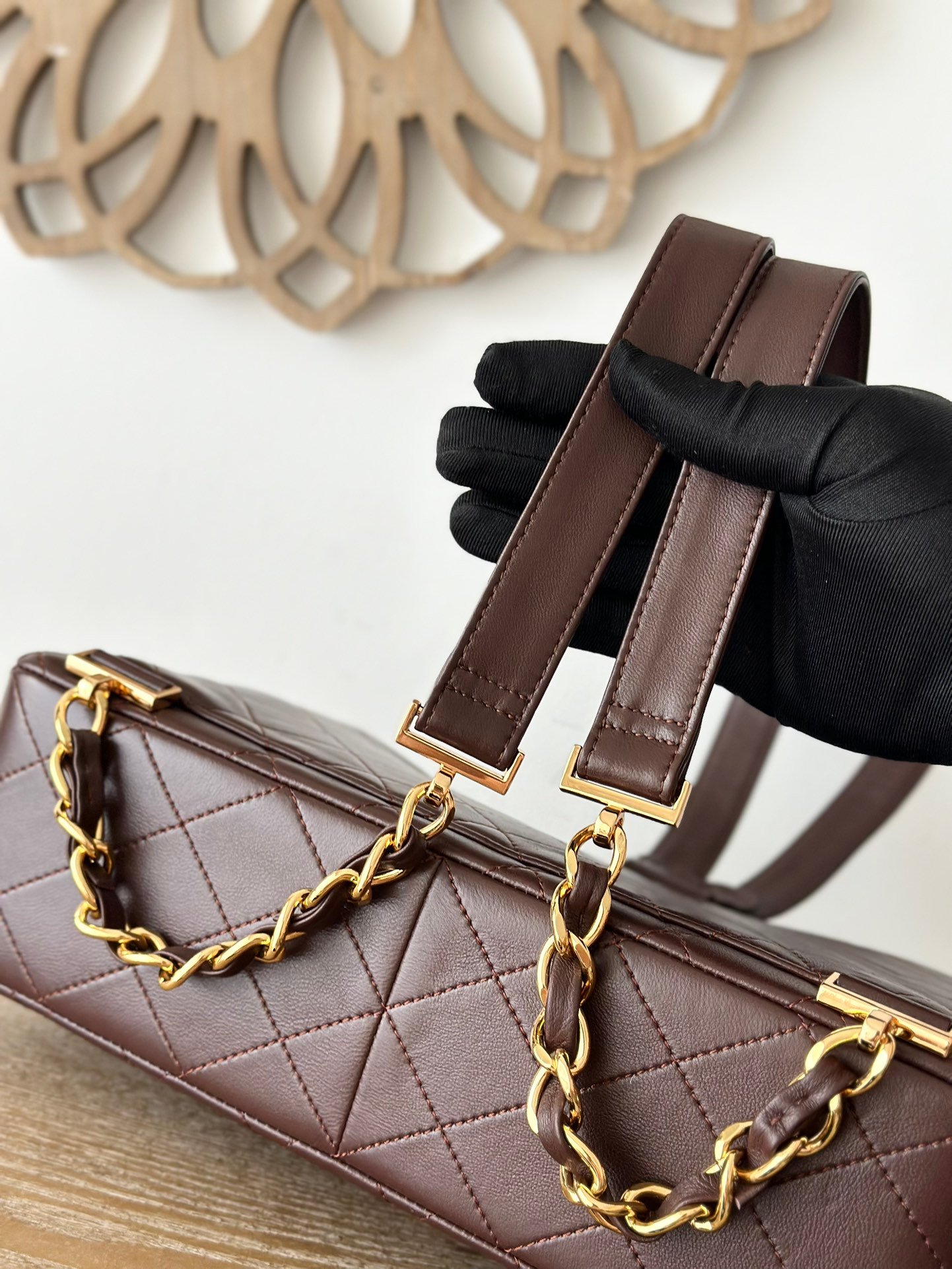 CHANEL Retro quilted single-layer flap leather handbag L100902 - Image 7
