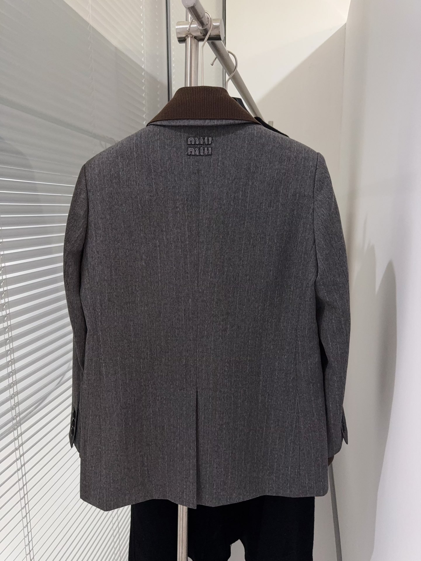 Miumiu suit D100306 - Image 3