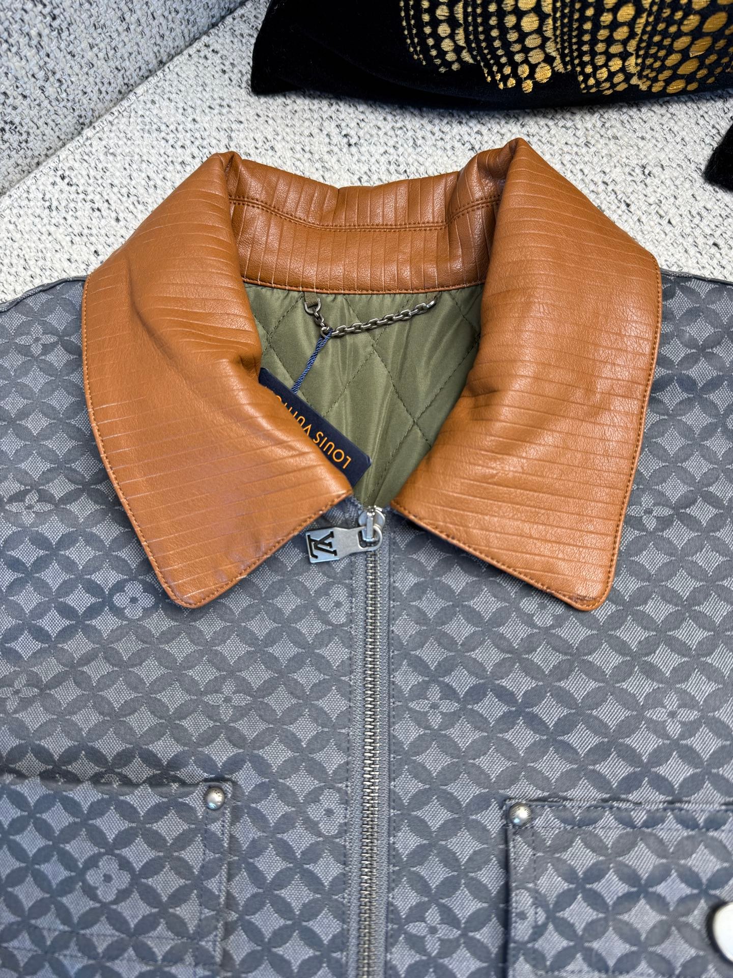 Louis Vuitton Workwear Blouson 100704 - Image 4