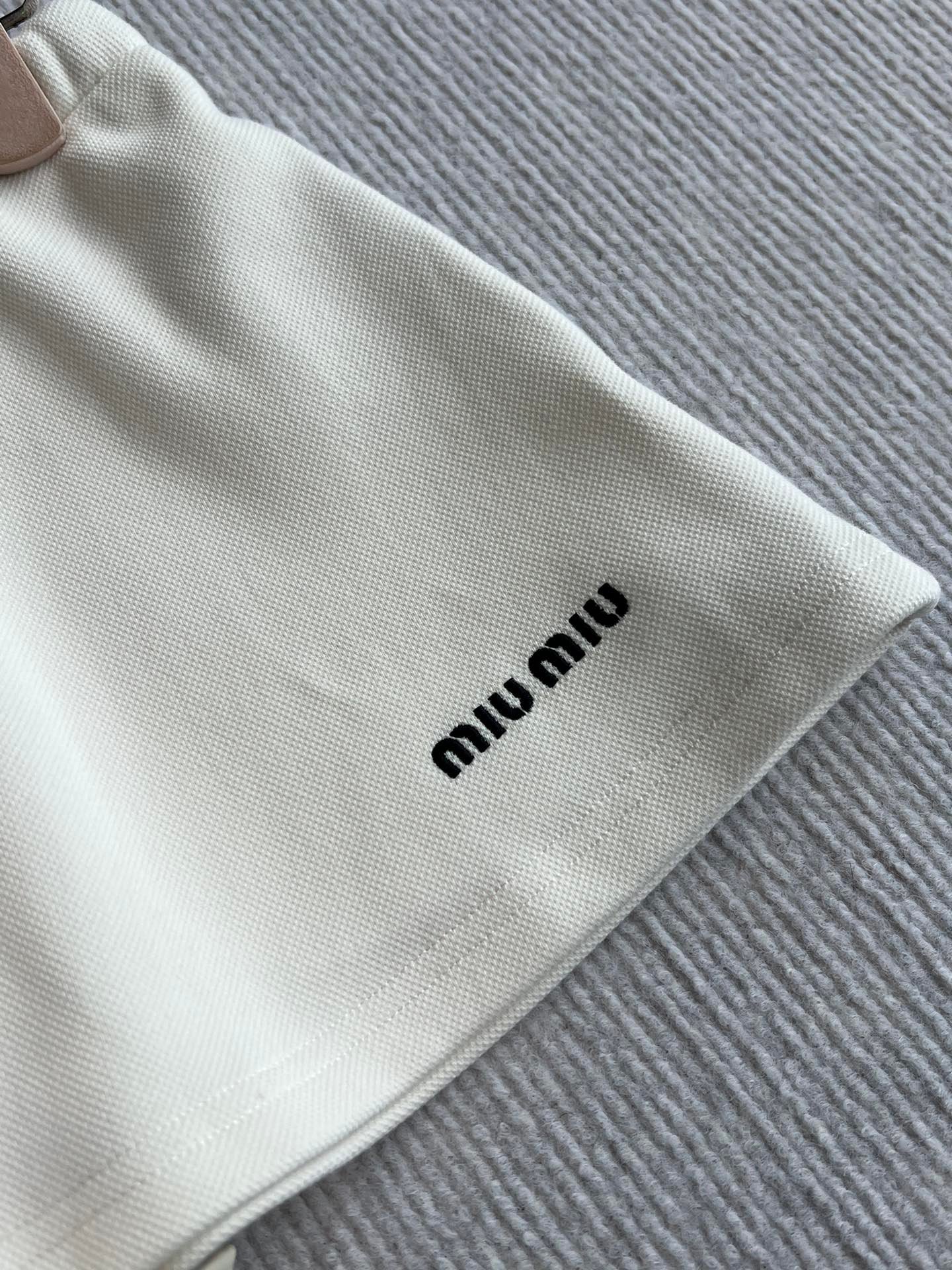 Muimu V-neck Zipper Set D102202 - Image 7