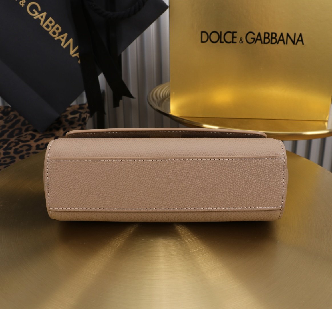 Dolce & Gabban handbag L102301 - Image 6