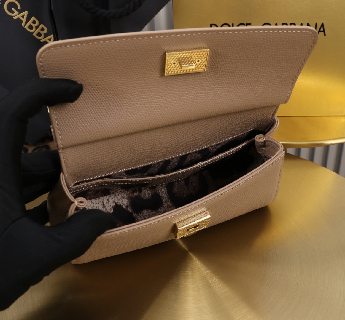 Dolce & Gabban handbag L102301 - Image 7