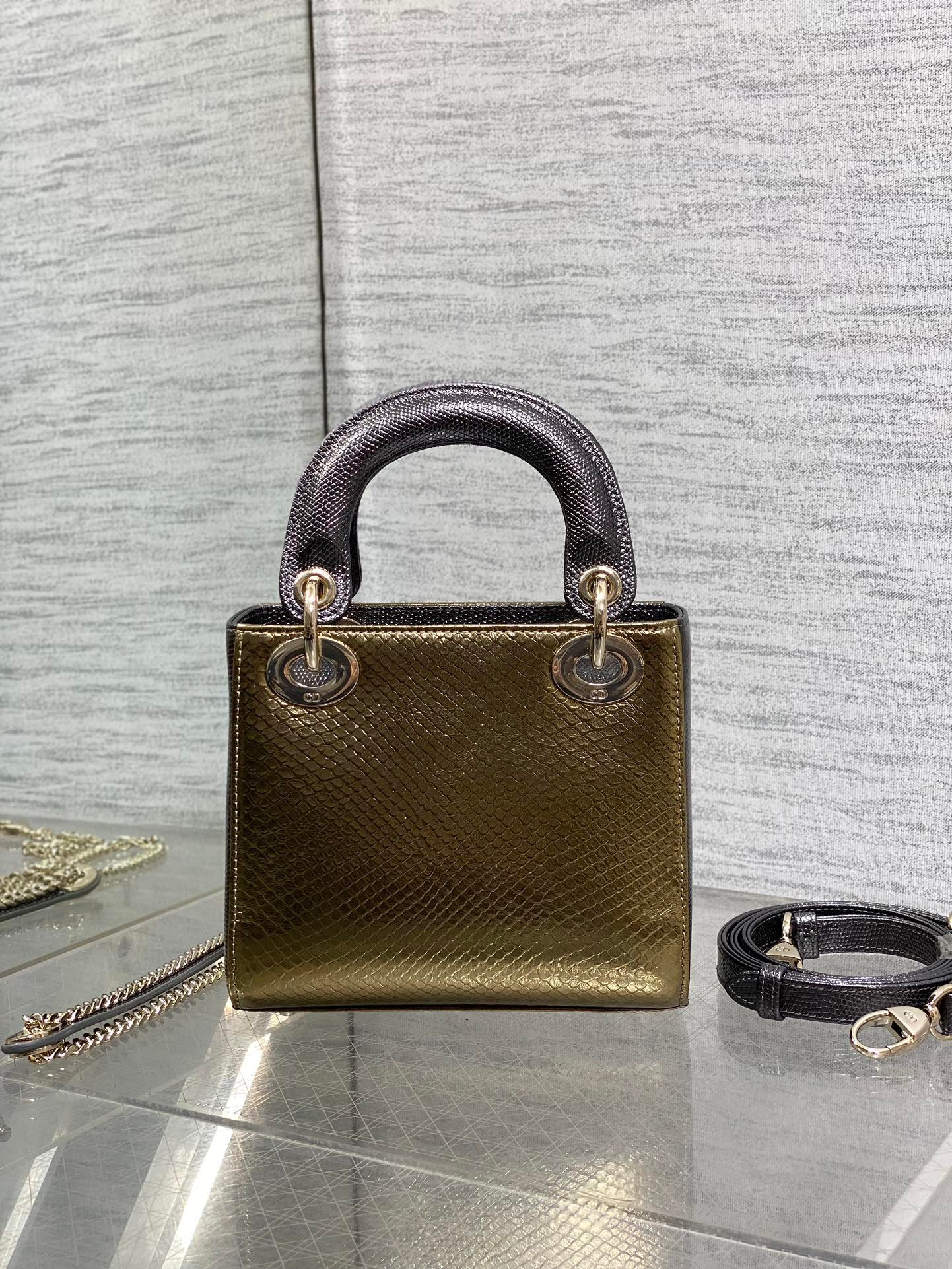 DIOR Rare Snake Skin Bag L102801 - Image 2