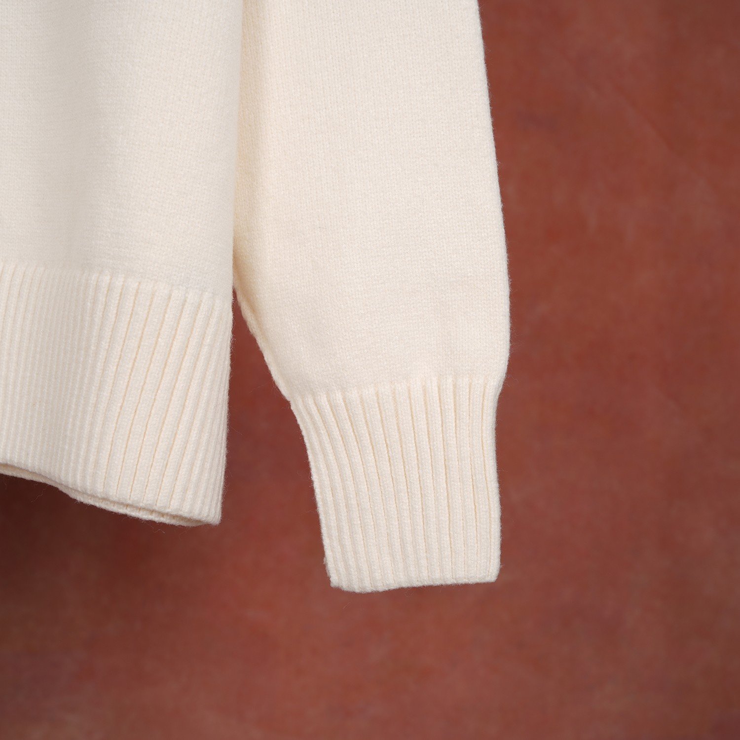 Ami round-neck pullover sweater D102904 - Image 6