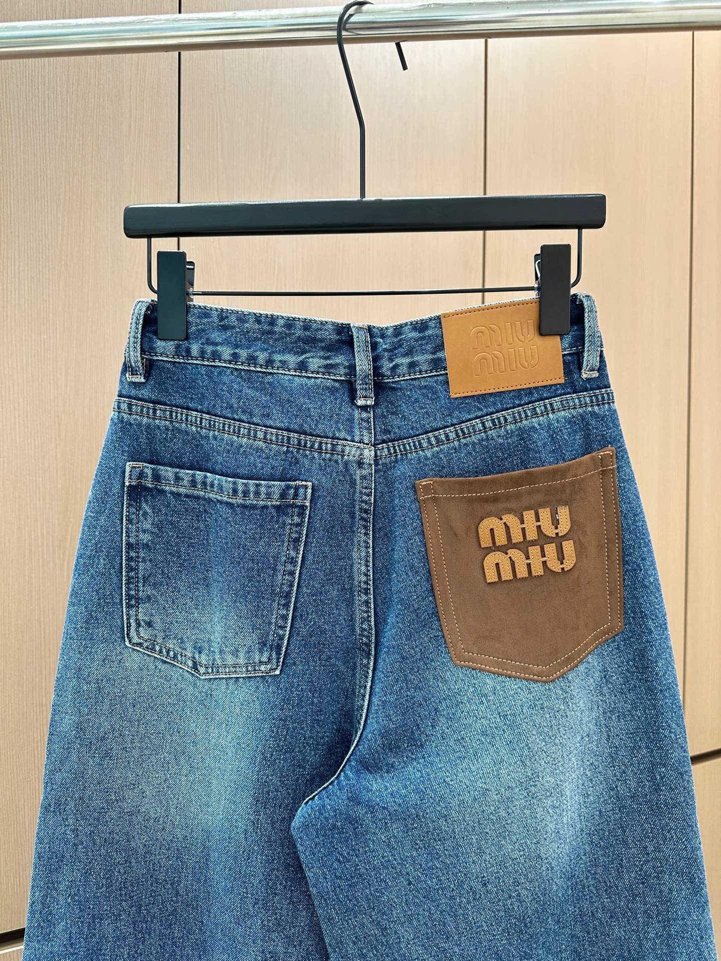 MIUMIU Contrasting Pattern Embroidered Baggy Denim Pants D103001 - Image 5