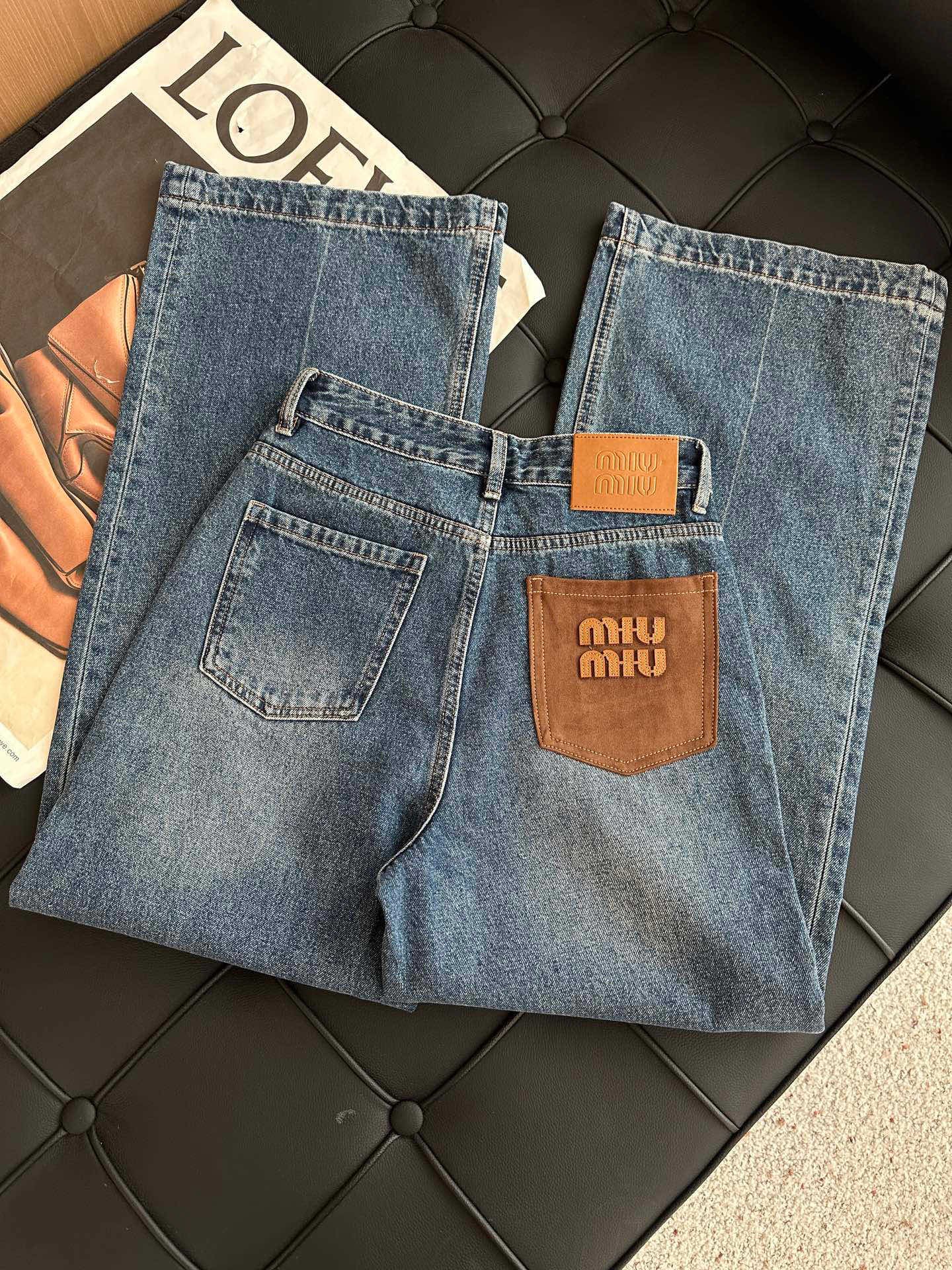 MIUMIU Contrasting Pattern Embroidered Baggy Denim Pants D103001 - Image 7