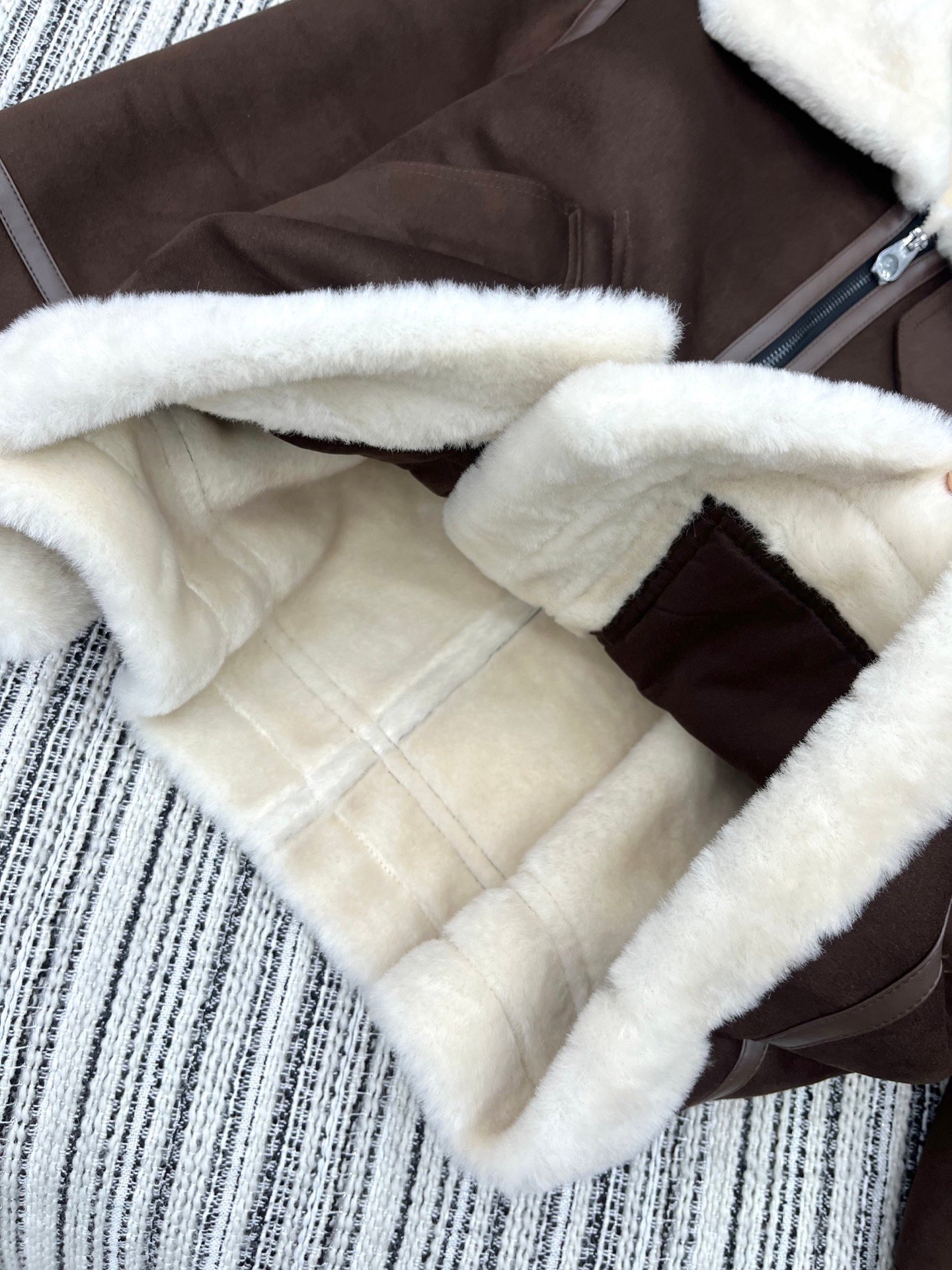 LP Fur-Integrated Motorcycle Suit D103003 - Image 7