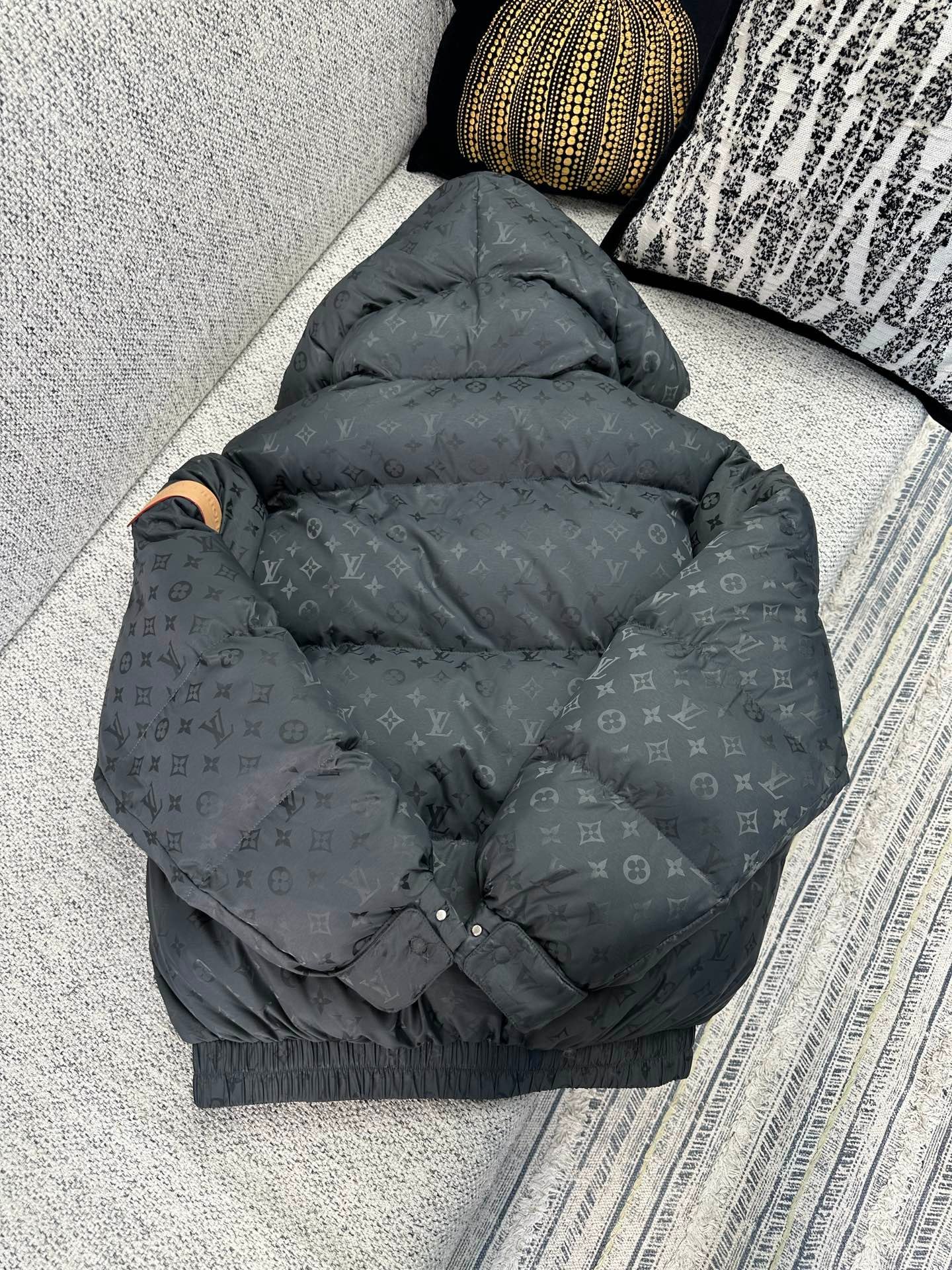LV printed pullover with hood and drawstring cotton jacket 103104 - Image 3