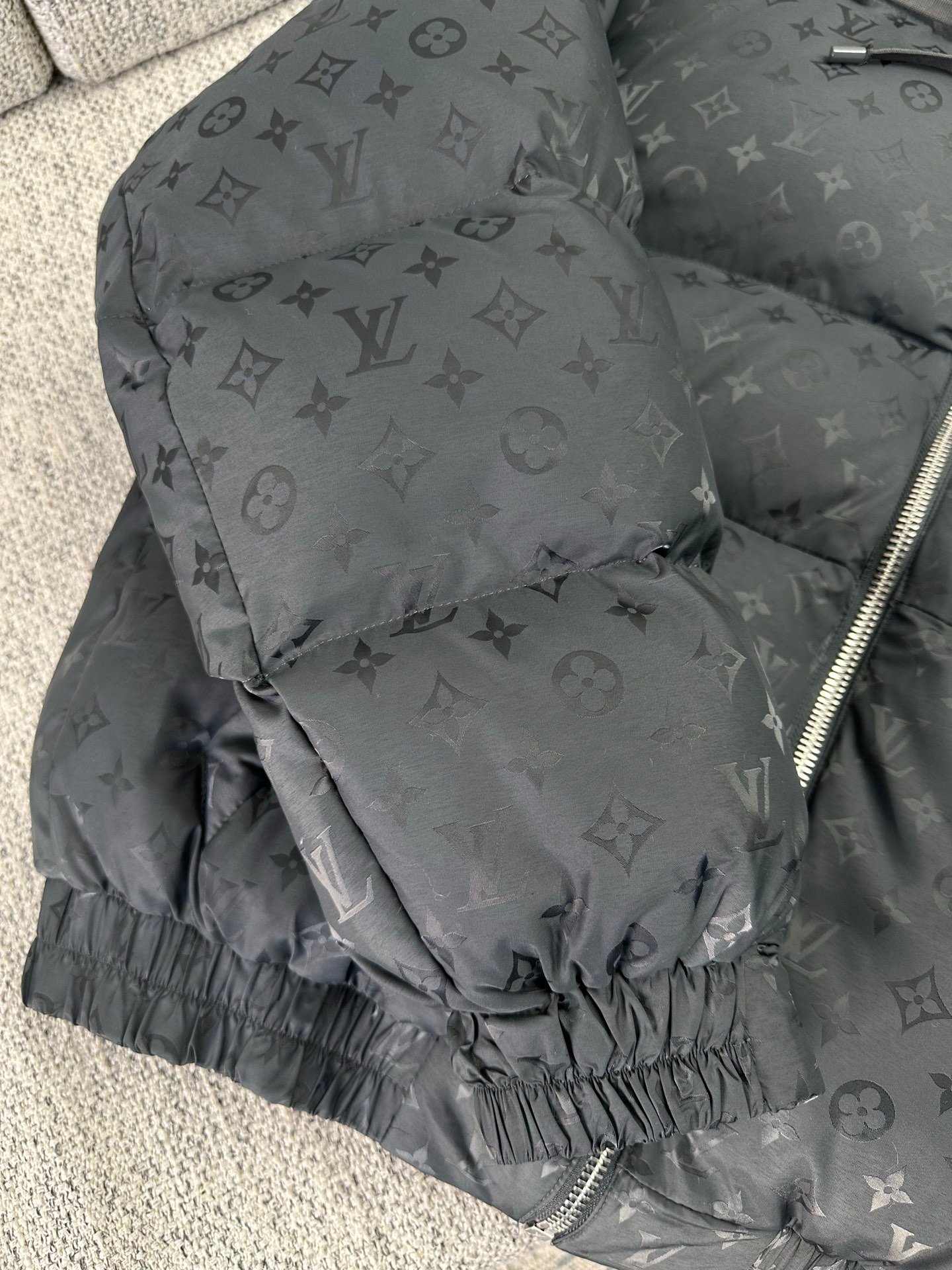 LV printed pullover with hood and drawstring cotton jacket 103104 - Image 5