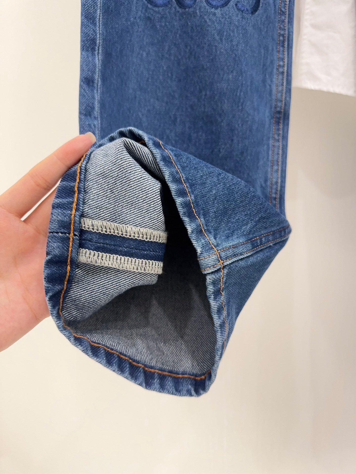 LOEWE Denim Pants D103102 - Image 6
