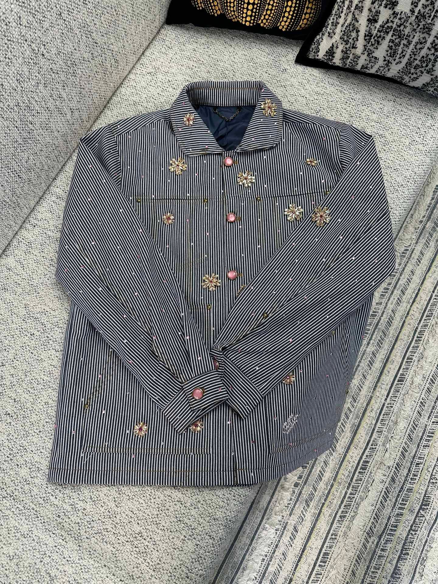 Louis Vuitton Embellished Workwear Jacket 111401