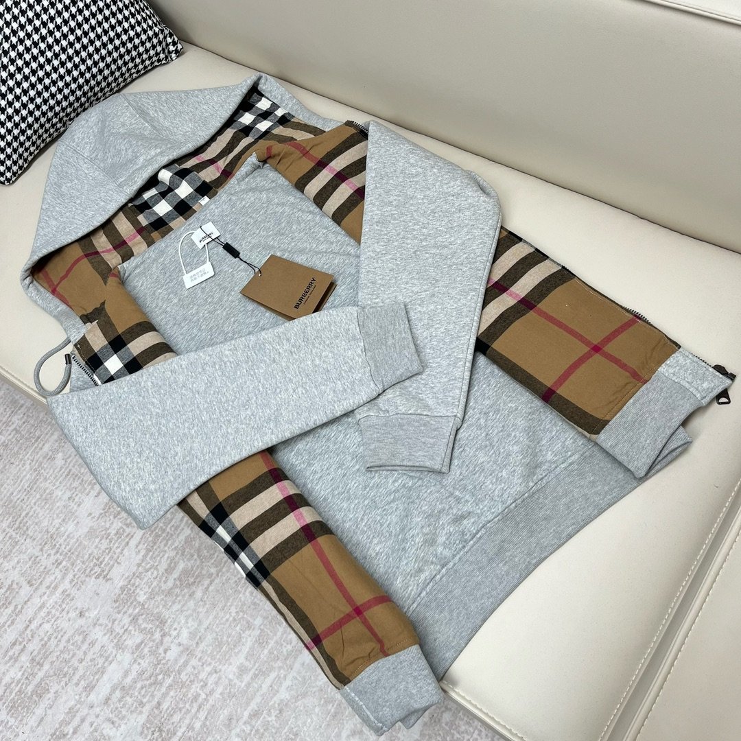 Burberry Check Hood Cotton Blend Zip Hoodie dz112901 - Image 4