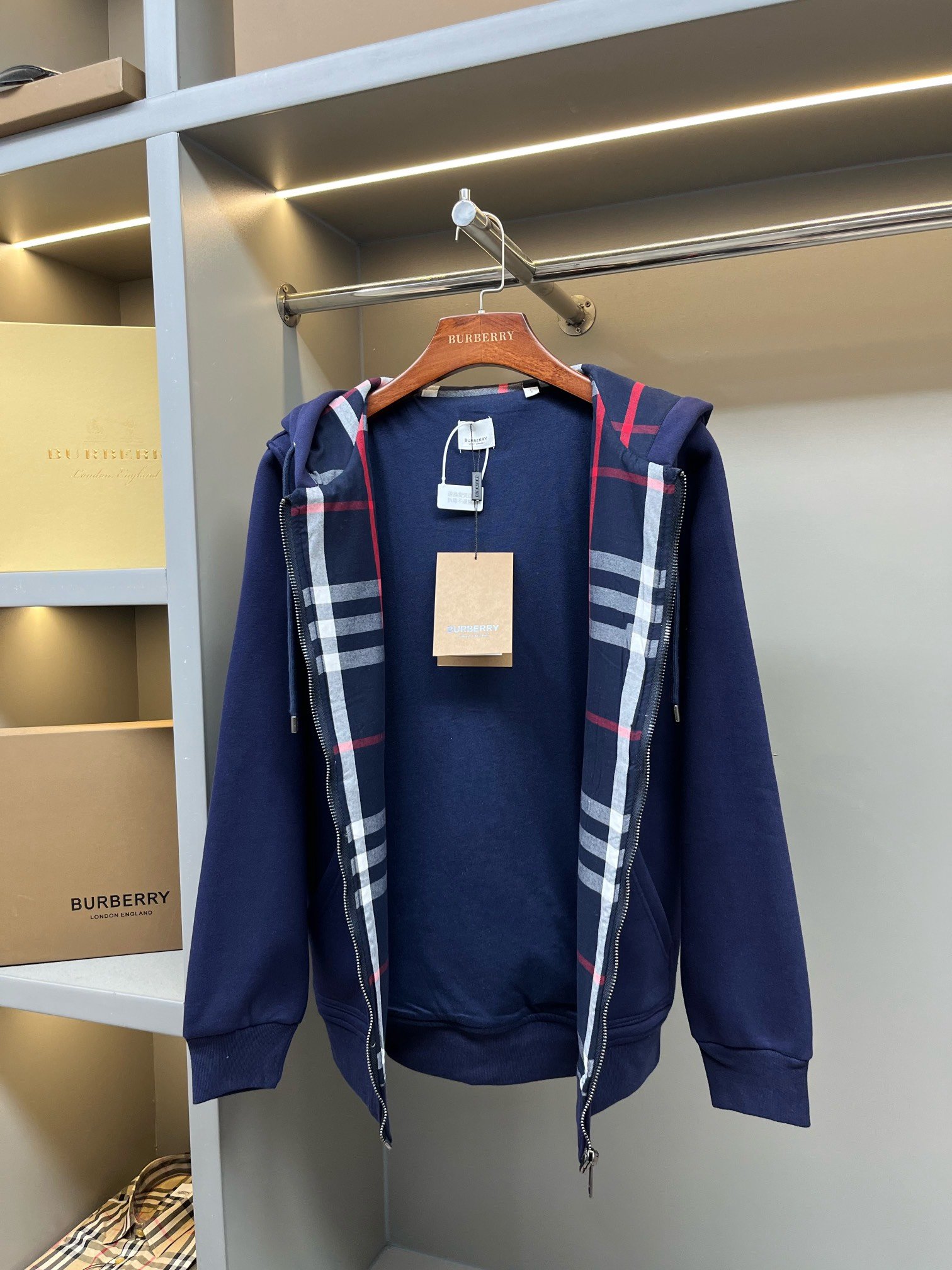 Burberry Check Hood Cotton Blend Zip Hoodie dz112901 - Image 3
