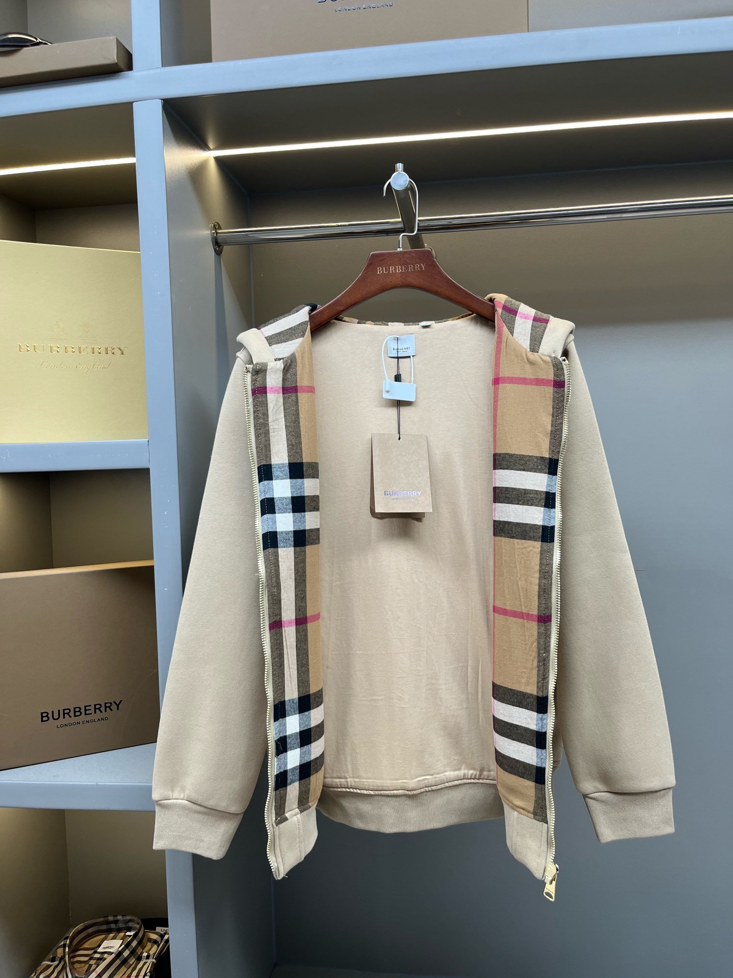 Burberry Check Hood Cotton Blend Zip Hoodie dz112901 - Image 2