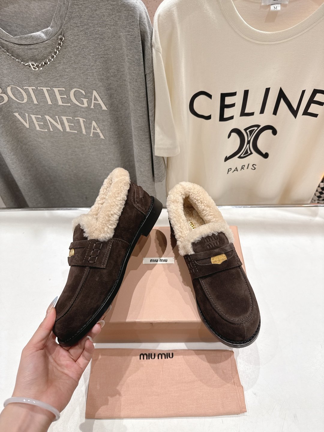 Miumiu Fur Leather Loafers L110103 - Image 5