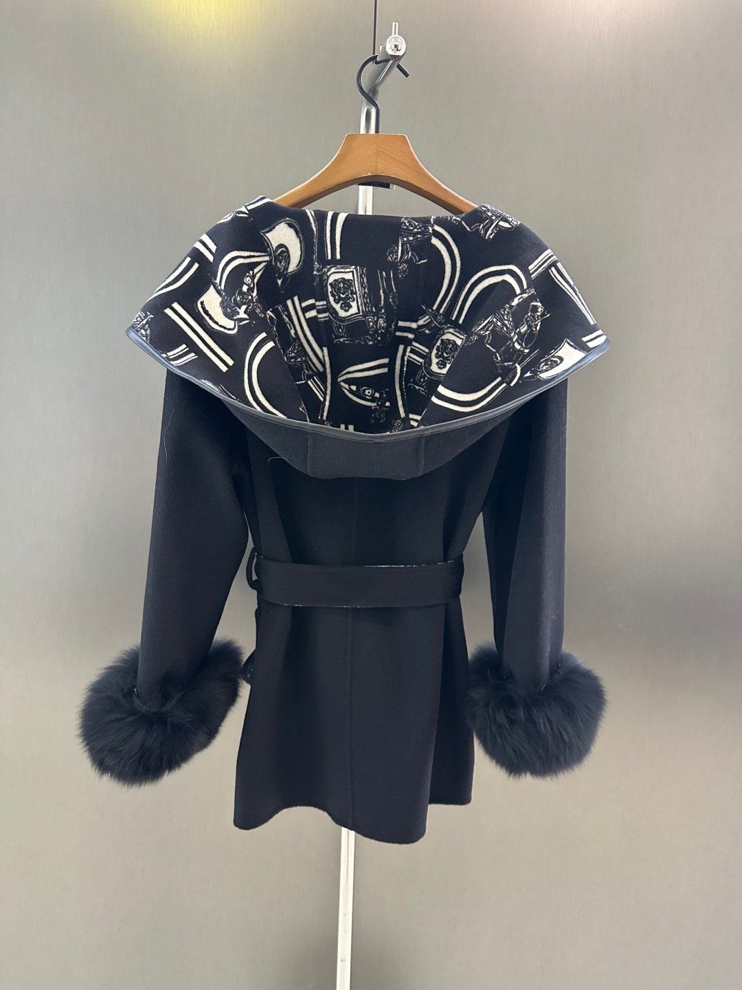 Hermes wool coat D110303 - Image 4