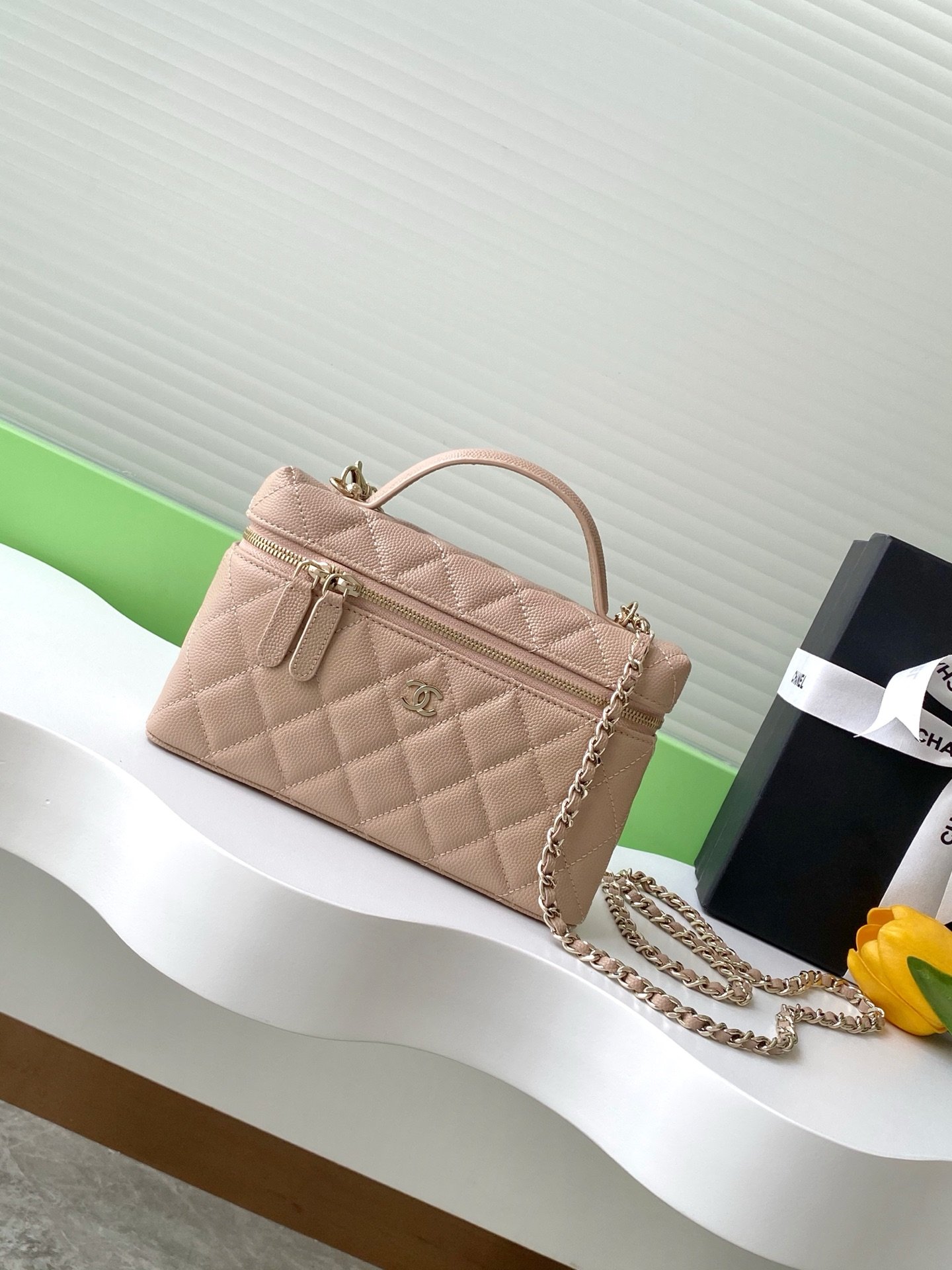 Chanel Quilted Top Handle Vanity L110403 - Image 17