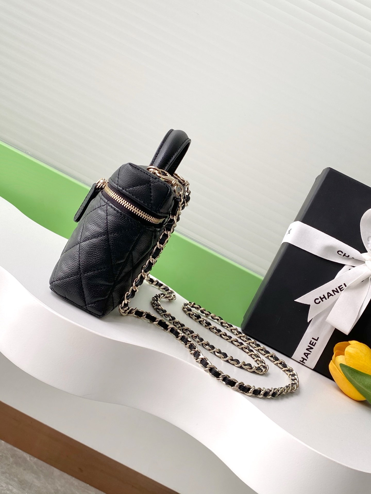 Chanel Quilted Top Handle Vanity L110403 - Image 11