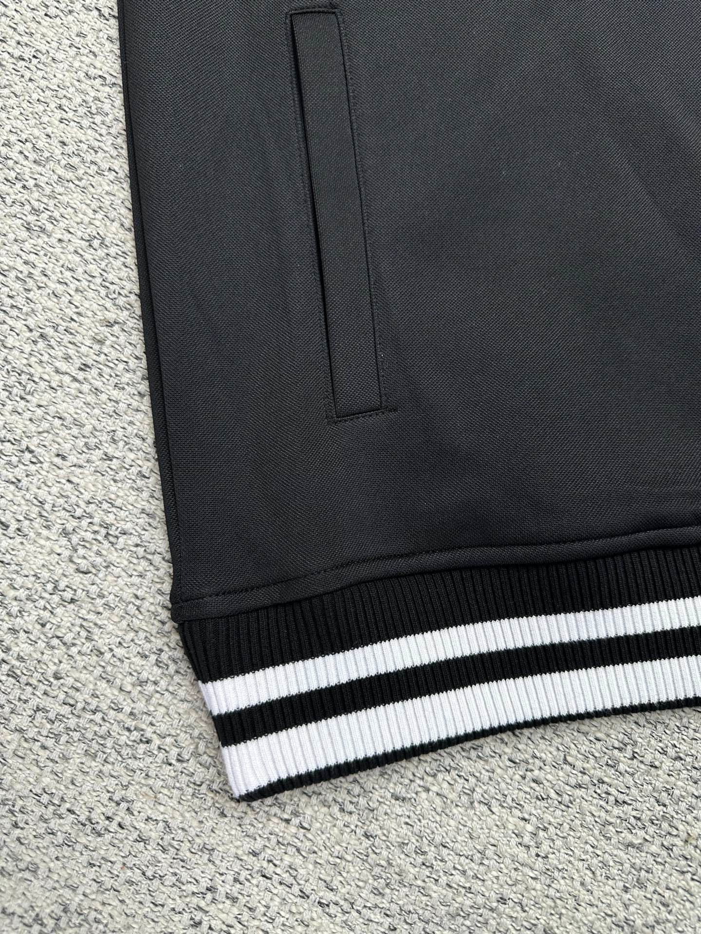 Gucci Technical jersey hooded zip jacket in black 110601 - Image 5