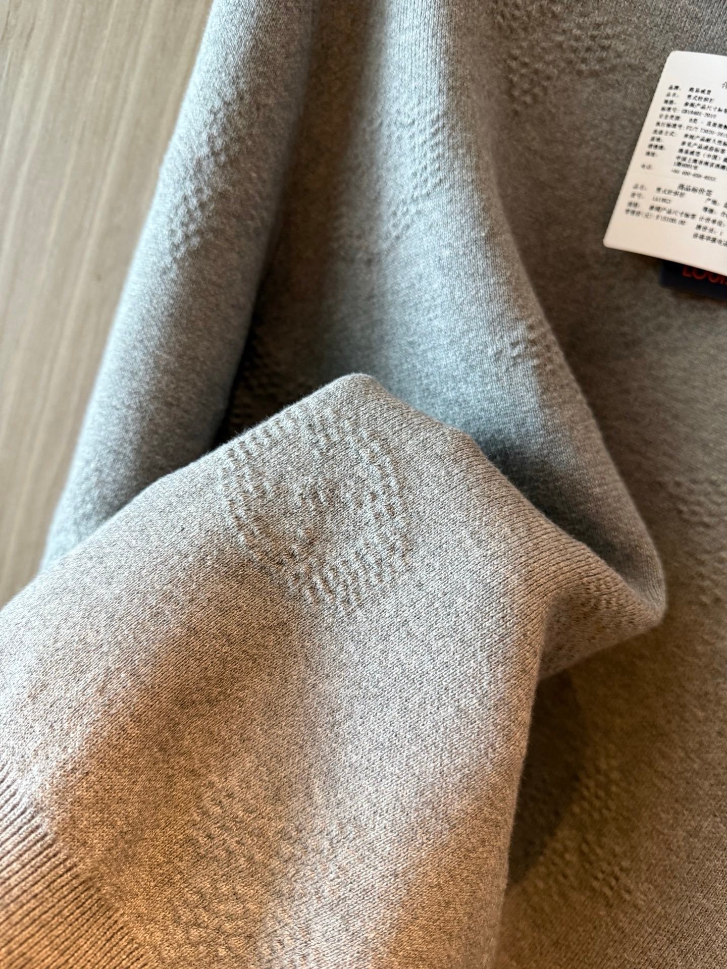 LV Knitted Three-Dimensional Flower Pattern Knit Sweater D110509 - Image 6