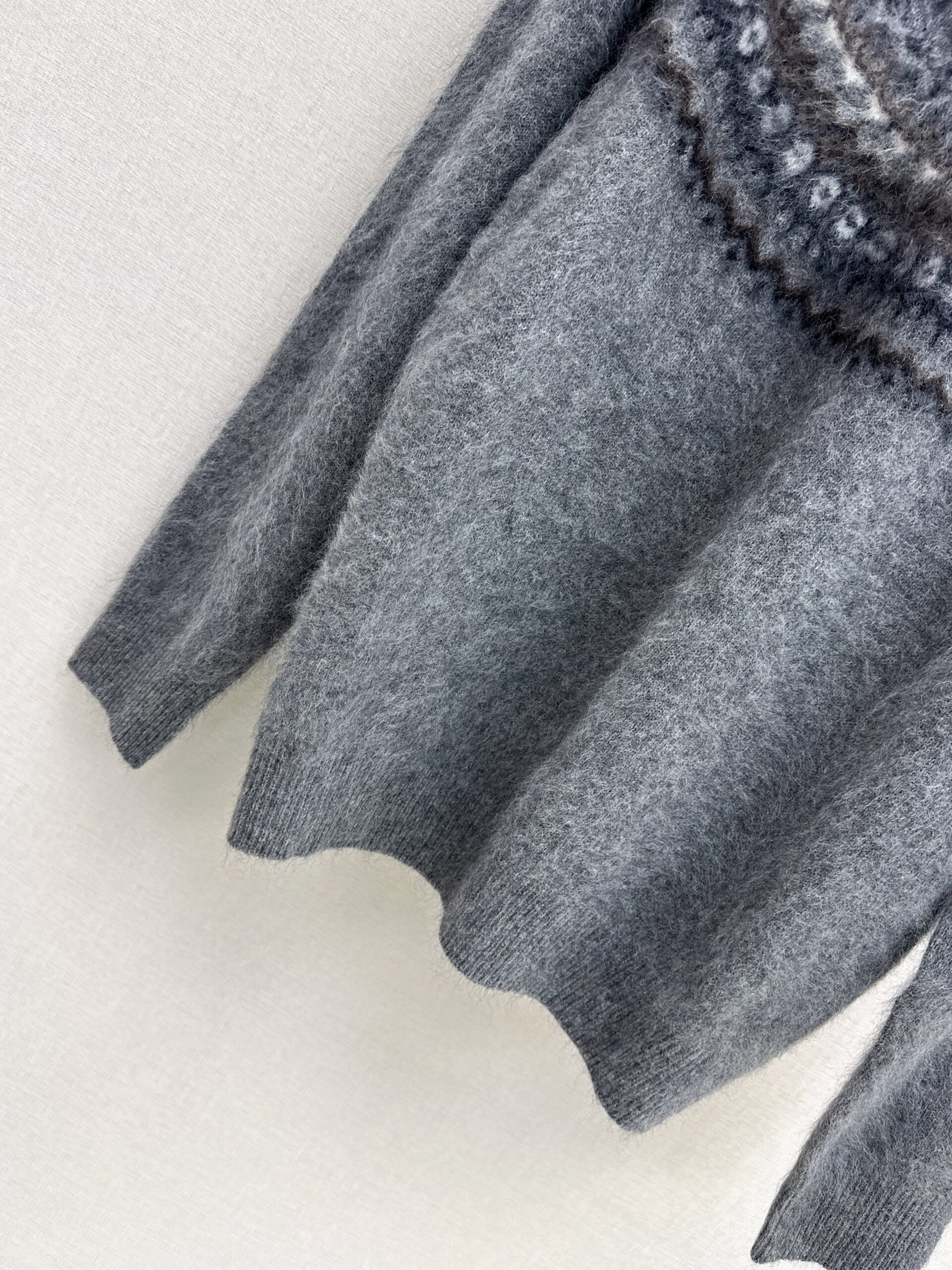 Loro Piana Felin Island Sweater D110603 - Image 7