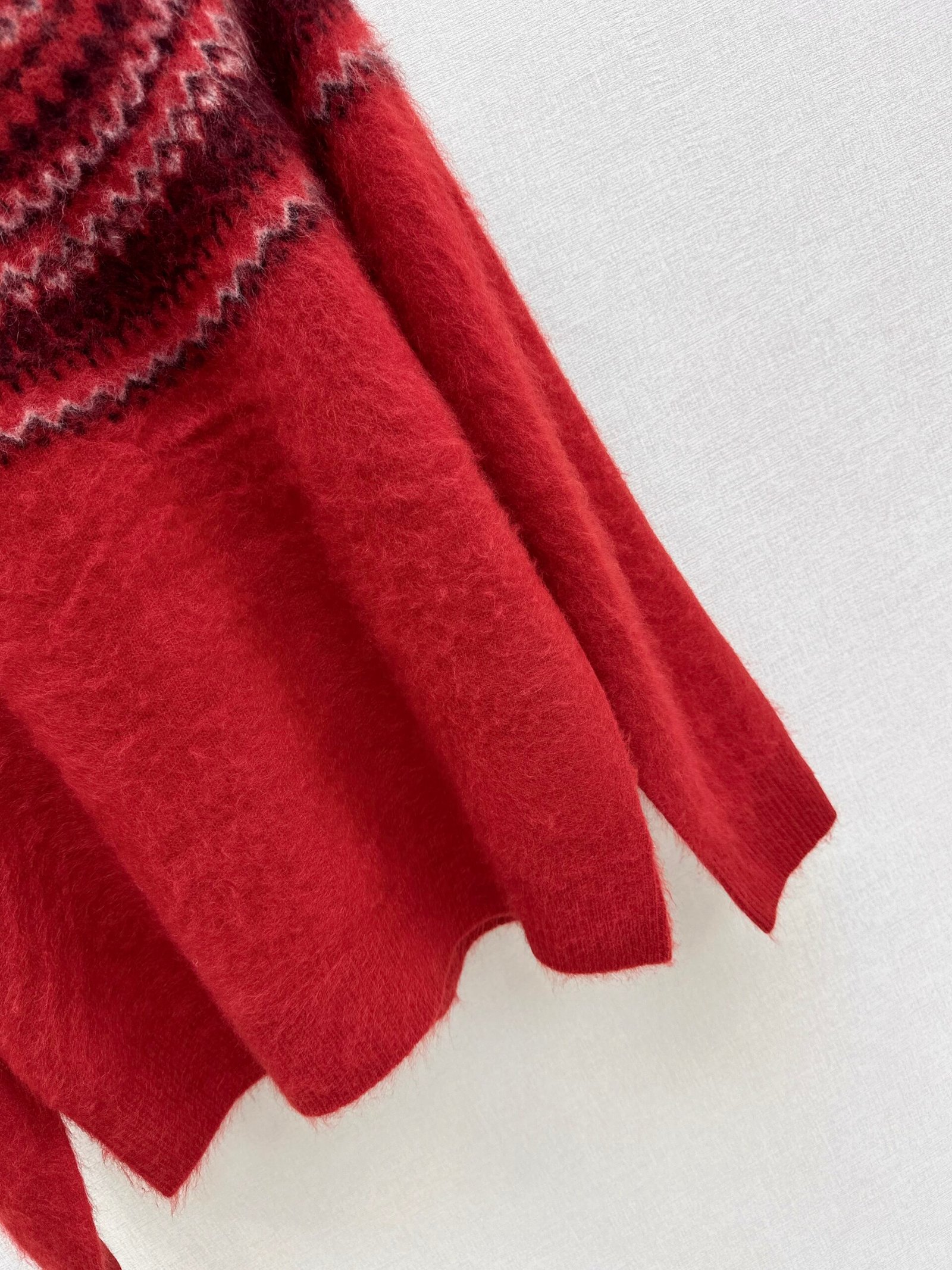 Loro Piana Felin Island Sweater D110603 - Image 9