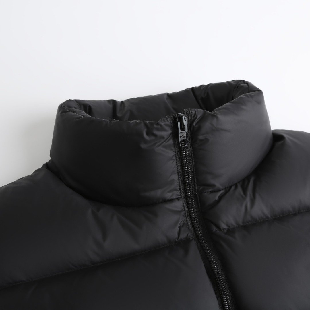 Balenciaga Puffer vest with logo 110702 - Image 5