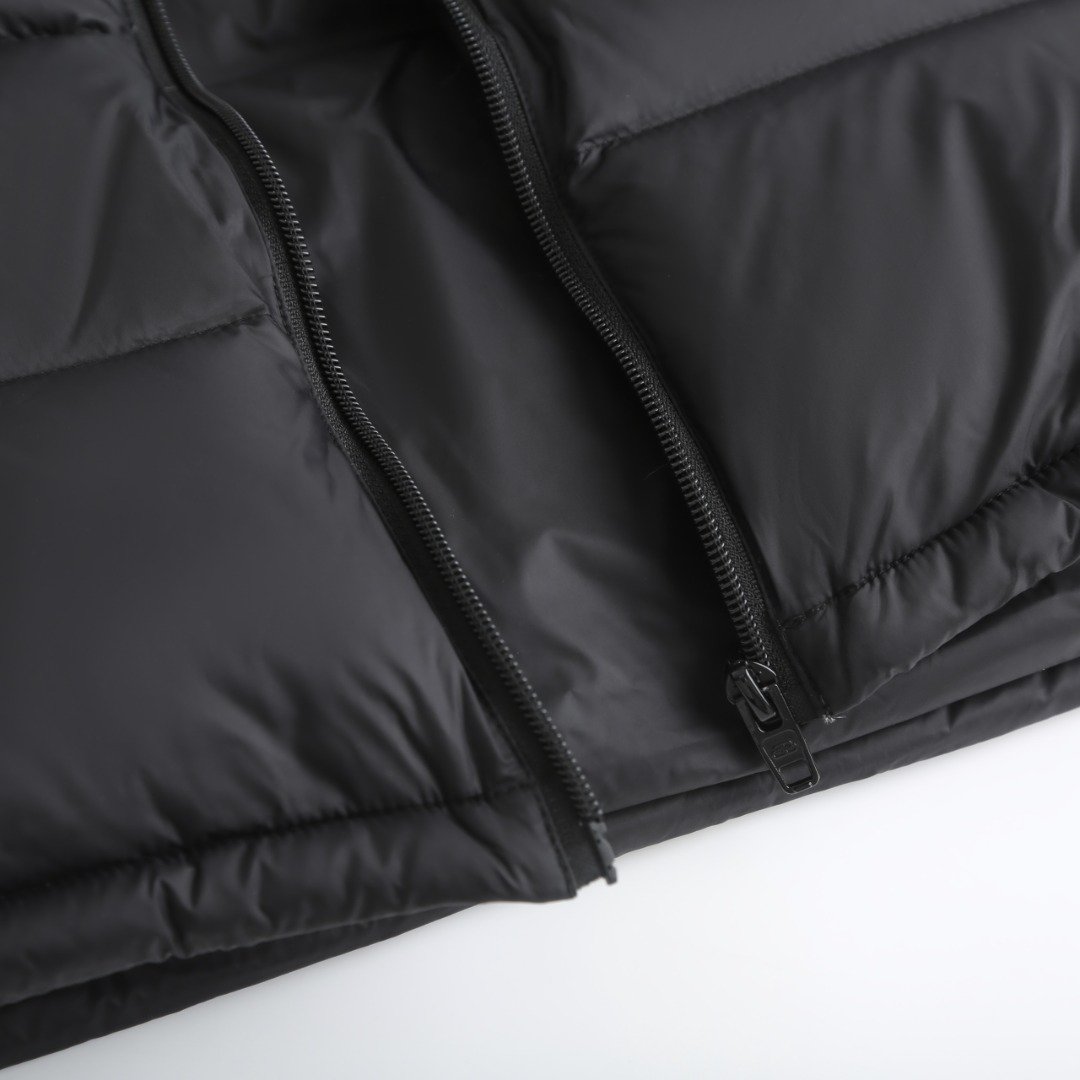Balenciaga Puffer vest with logo 110702 - Image 8