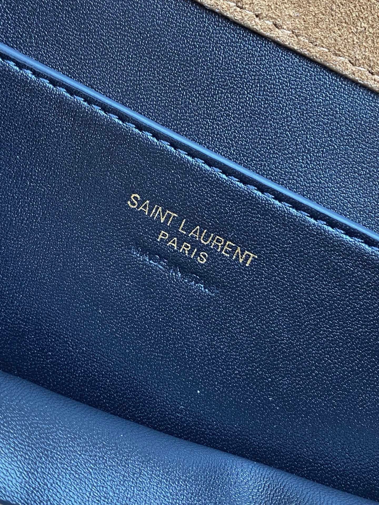 YSL Envelope Bag L111107 - Image 6
