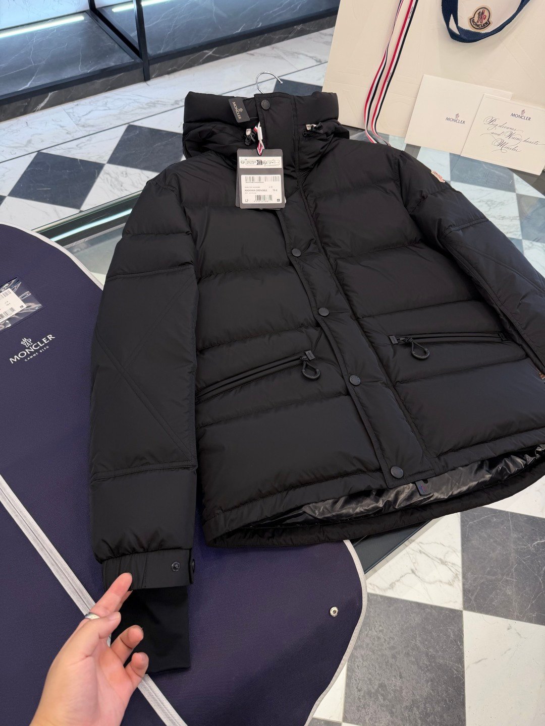 Moncler hooded down jacket for skiing with down filling 111205 - Image 3