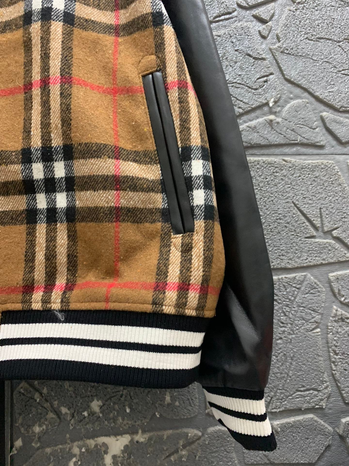Burberry patchwork knit sweater paired with a baseball jacket featuring spurs-embroidered letter pattern 111210 - Image 5