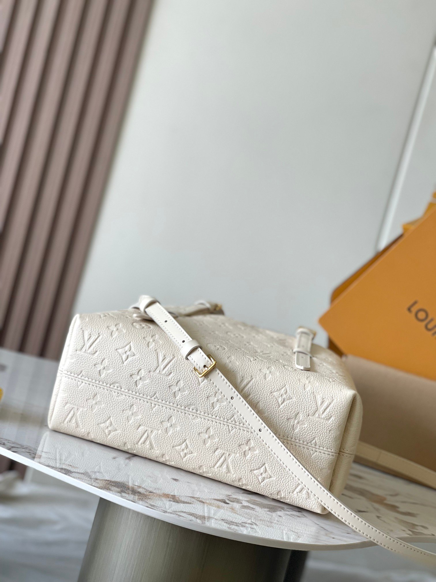 Louis Vuitton Babylone Tote Bag L111301 - Image 7