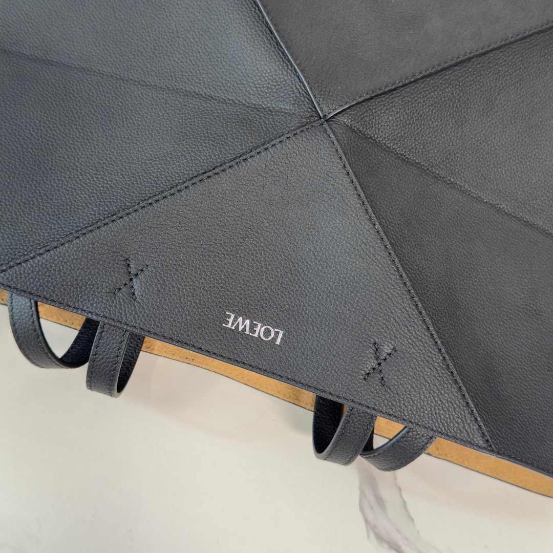 Loewe Puzzle Fold Medium Tote Bag L111304 - Image 10