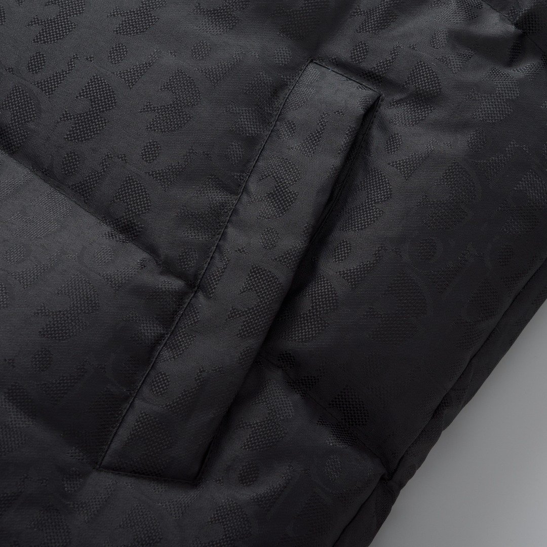 Dior Oblique Puffer Jacket Black Technical Jacquard 111506 - Image 4