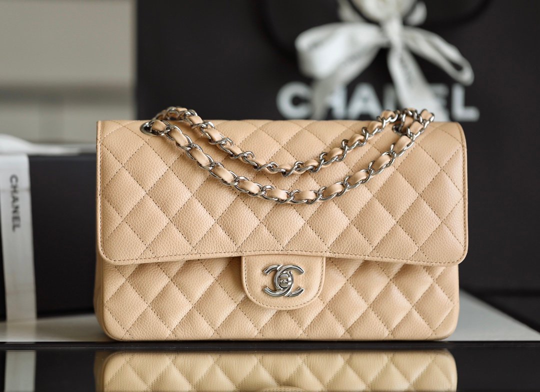Chanel Classic Double Flap Beige Medium Handbag L111701
