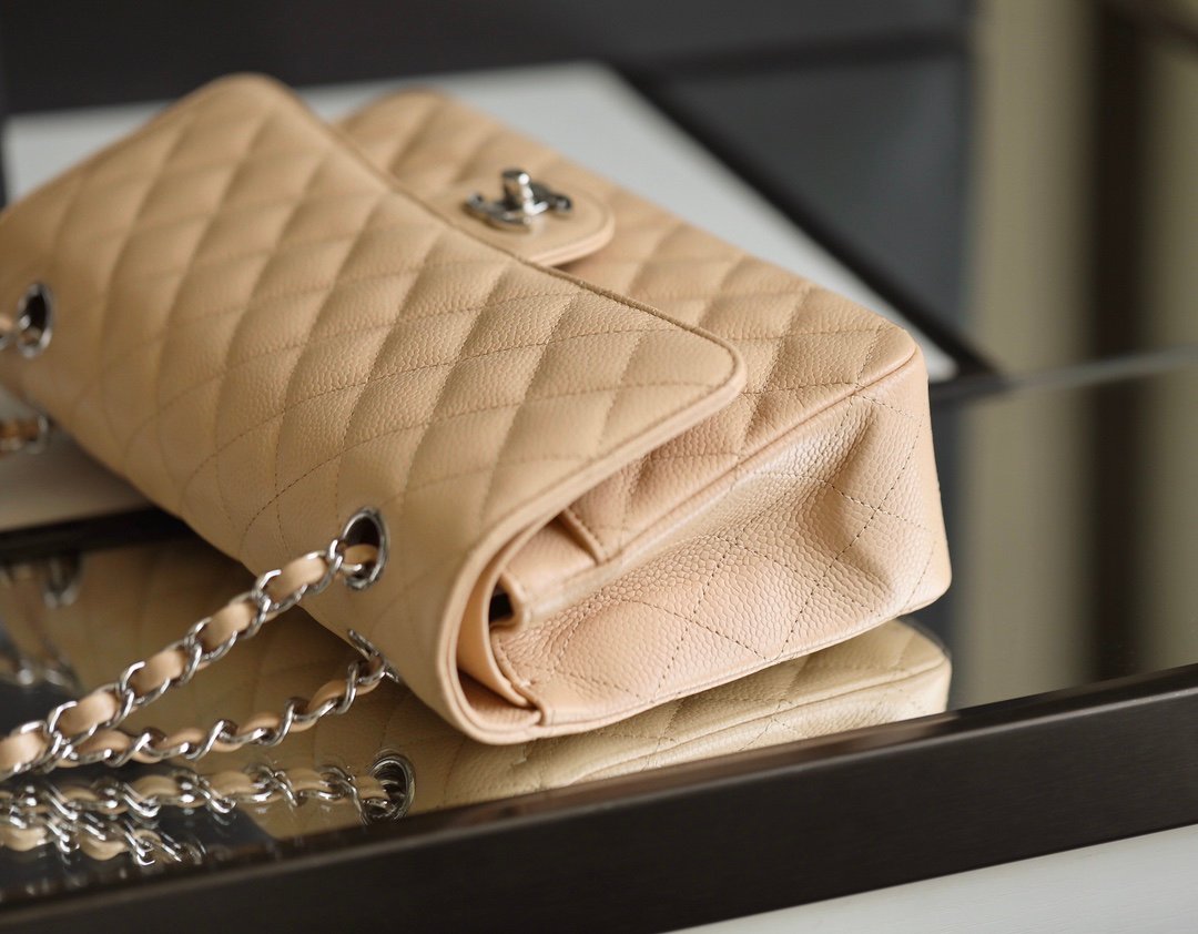 Chanel Classic Double Flap Beige Medium Handbag L111701 - Image 5