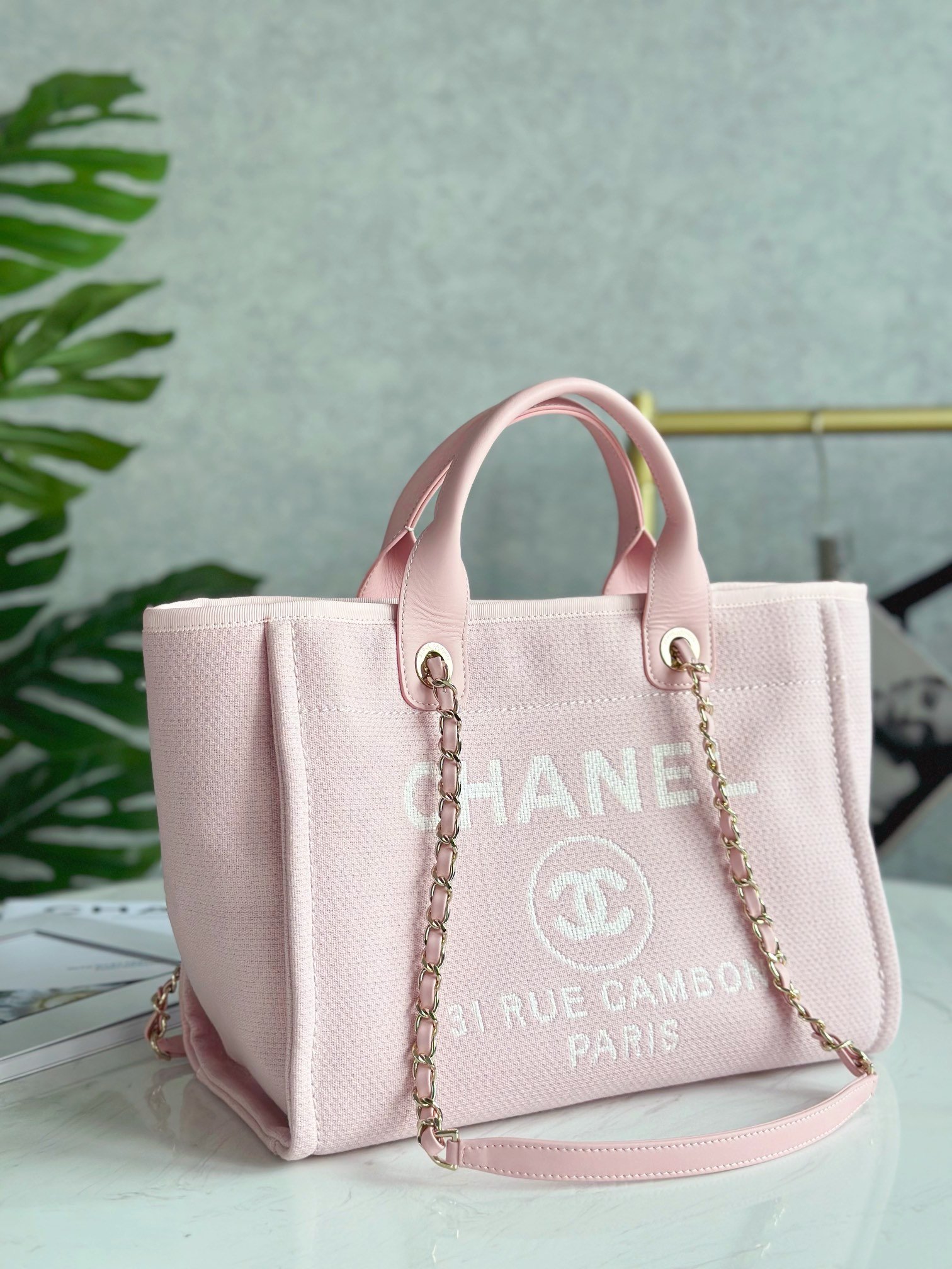 Chanel Deauville tote bag L111704 - Image 8
