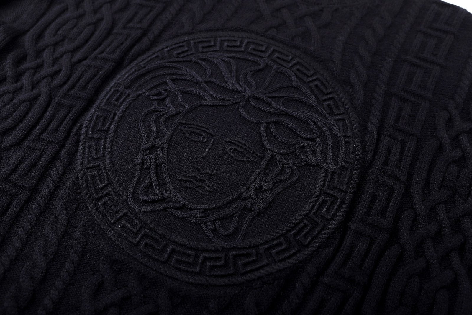 Versace Medusa embroidered cable-knit sweater 111801 - Image 6