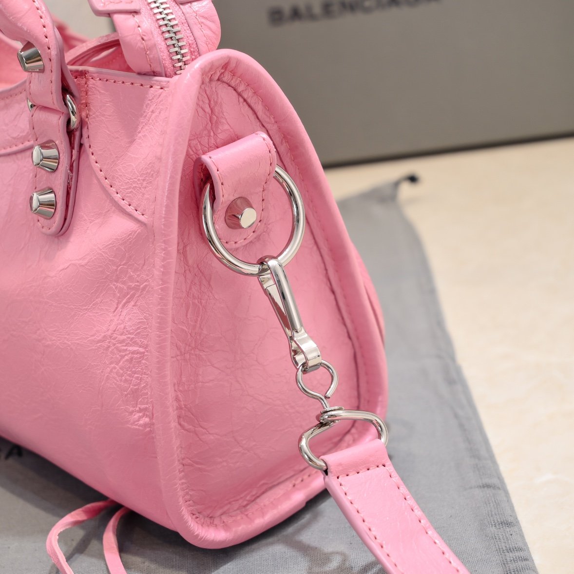 Balenciaga Neo Cagole City Small Handbag L111804 - Image 9