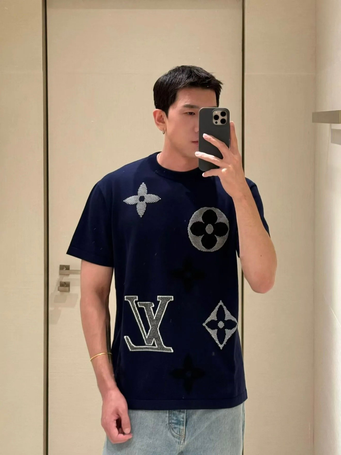 Louis Vuitton Monogram Short-Sleeved Knitted Crewneck 111903 - Image 8