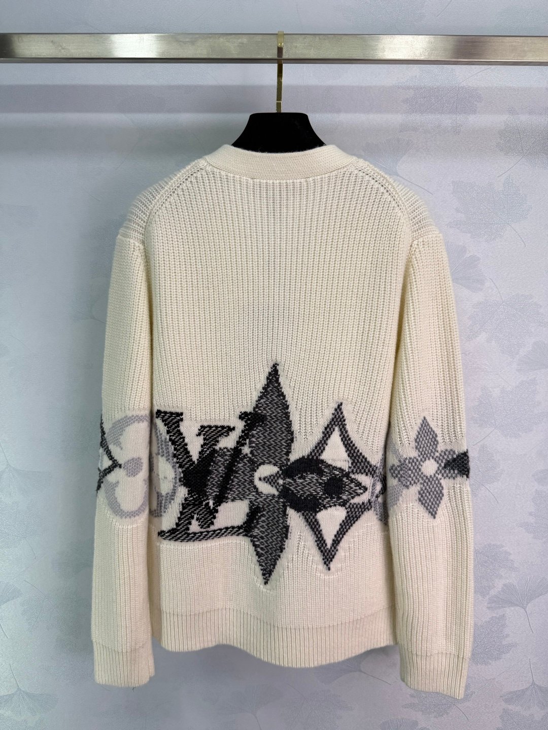 Louis Vuitton Graphic Knitted Cardigan D112004 - Image 3