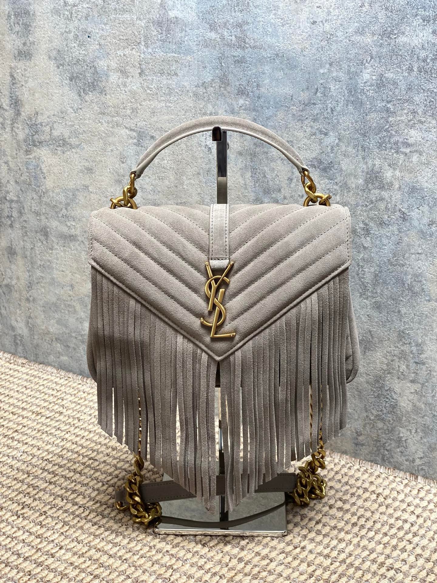 Saint Laurent - Collège Medium suede shoulder bag L112002 - Image 10