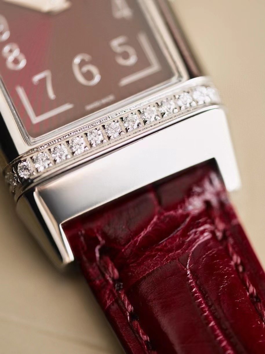 Jaeger-LeCoultre Reverso One Watch L112005 - Image 9