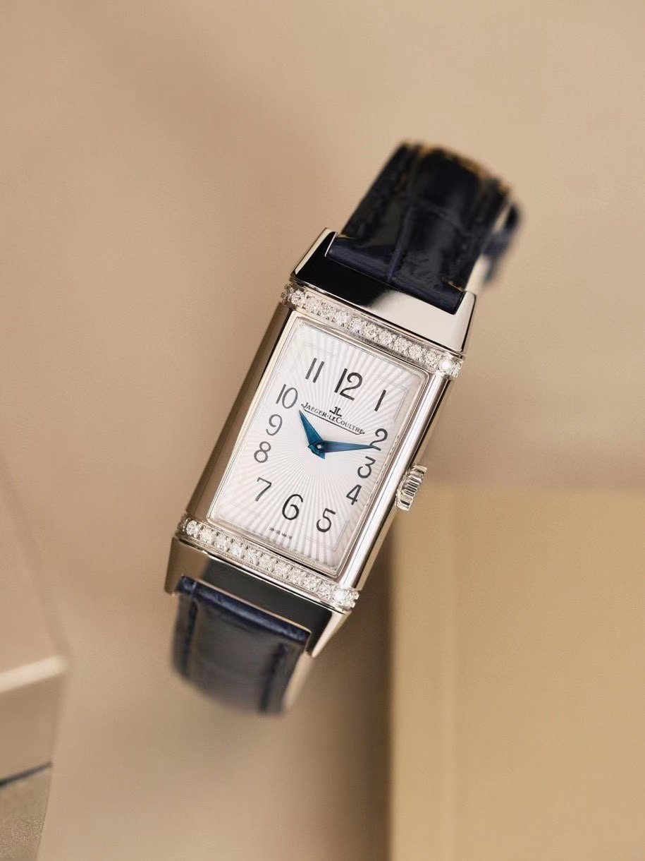 Jaeger-LeCoultre Reverso One Watch L112005 - Image 6