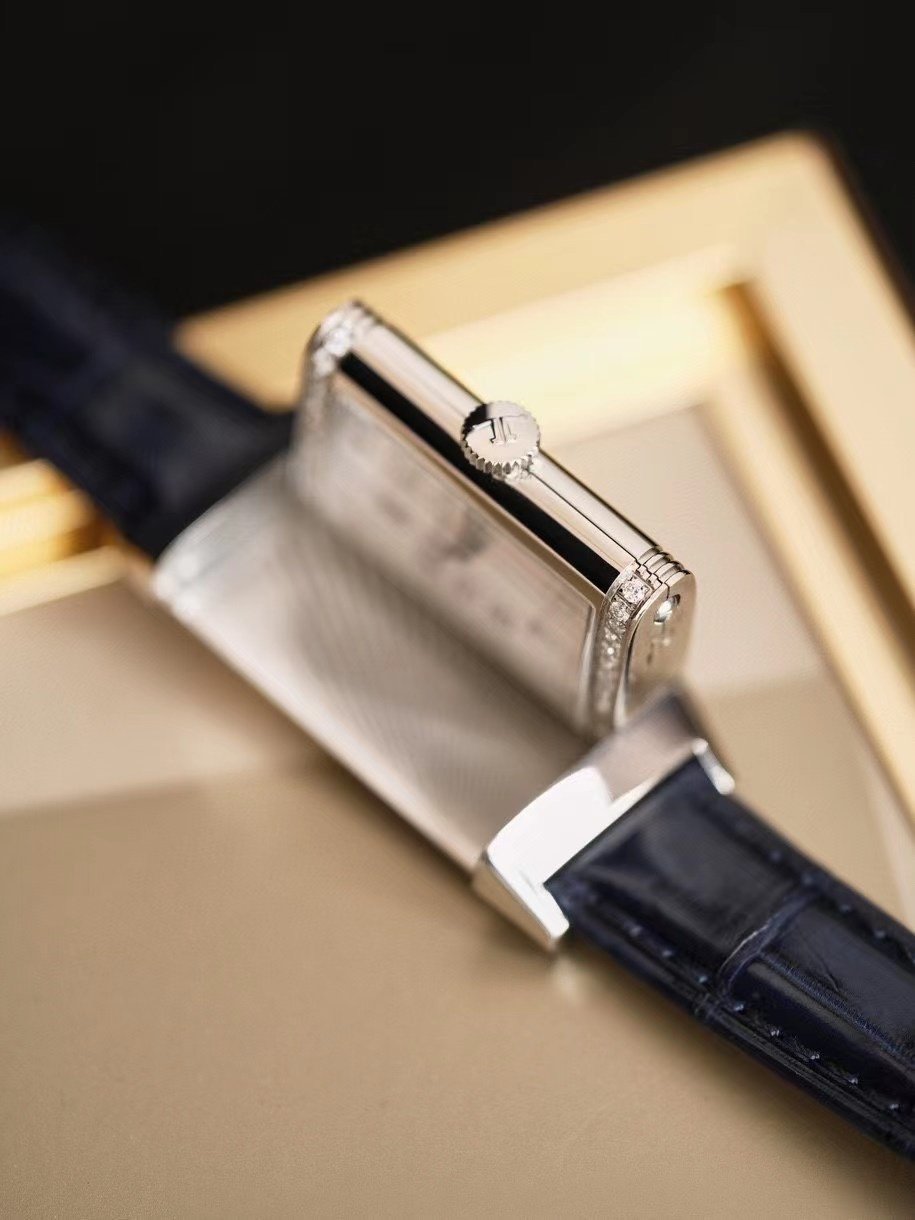 Jaeger-LeCoultre Reverso One Watch L112005 - Image 7