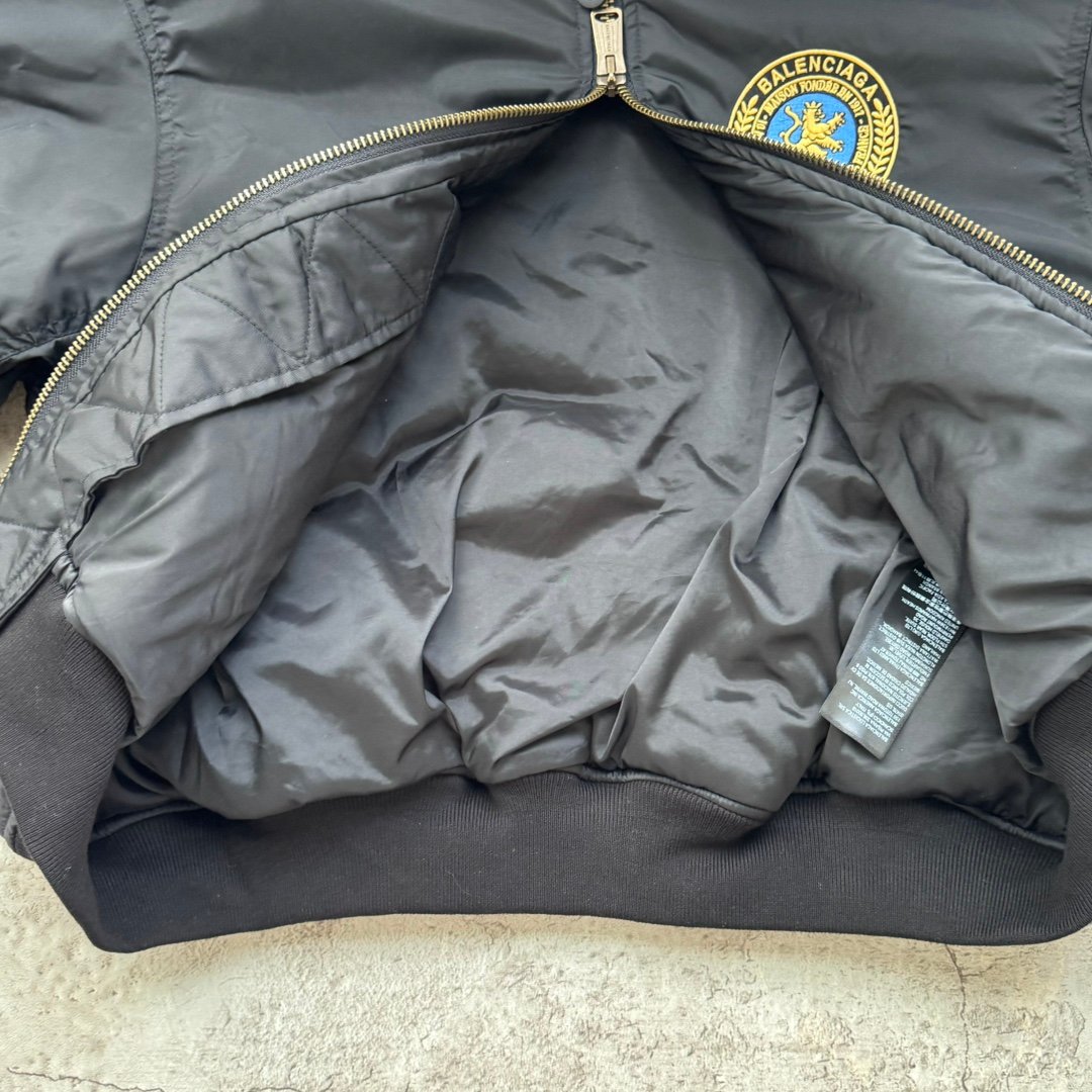 Balenciaga Bomber Jacket 112102 - Image 6