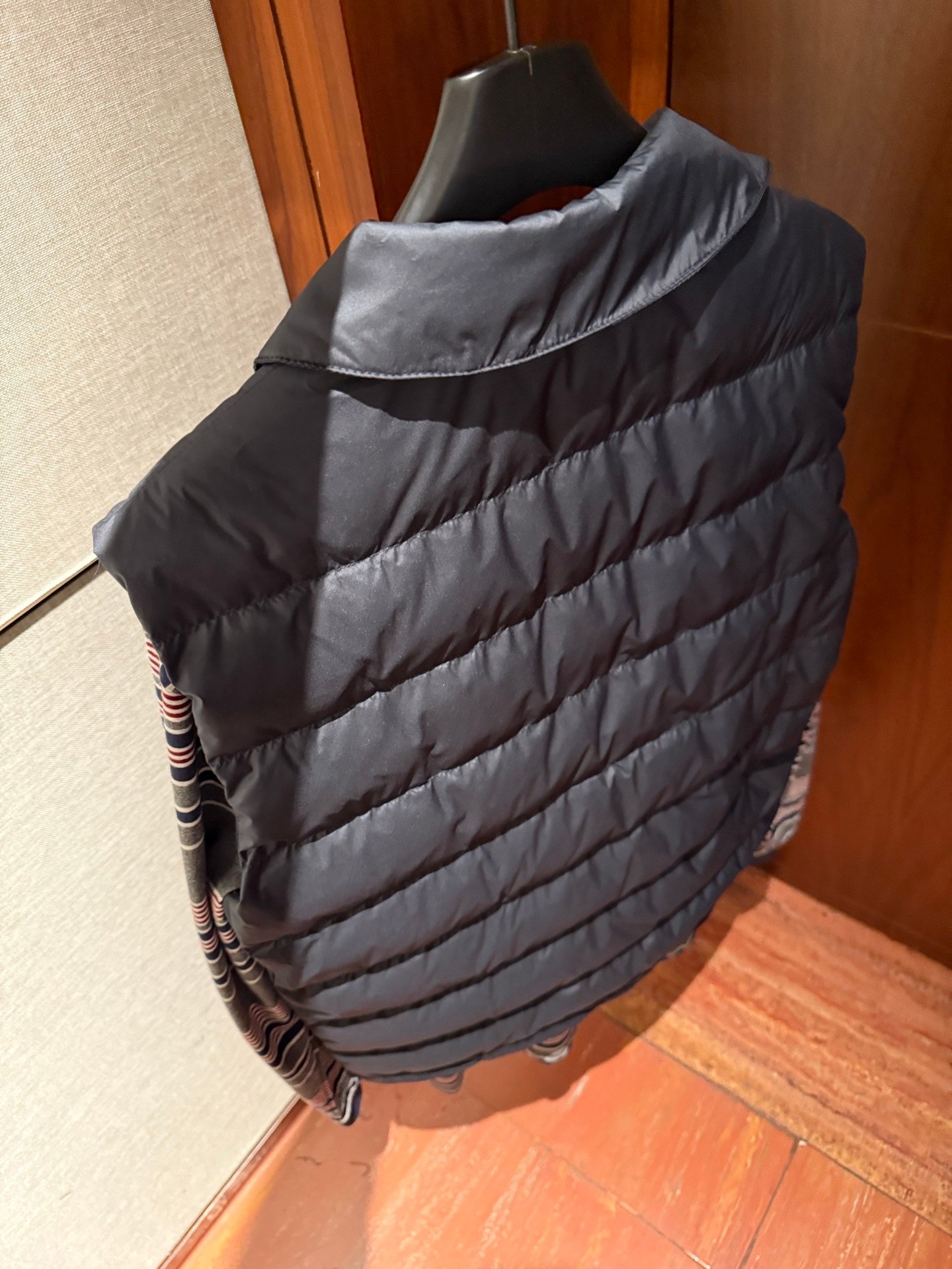 Miu Miu Technical Pongé Down Vest D112110 - Image 4