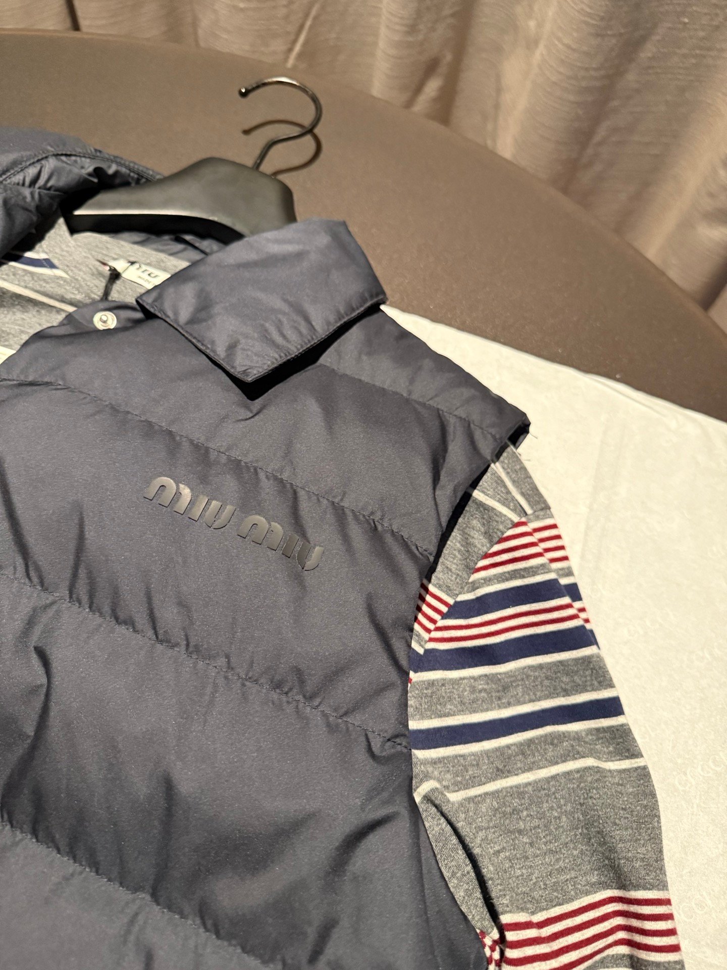 Miu Miu Technical Pongé Down Vest D112110 - Image 5